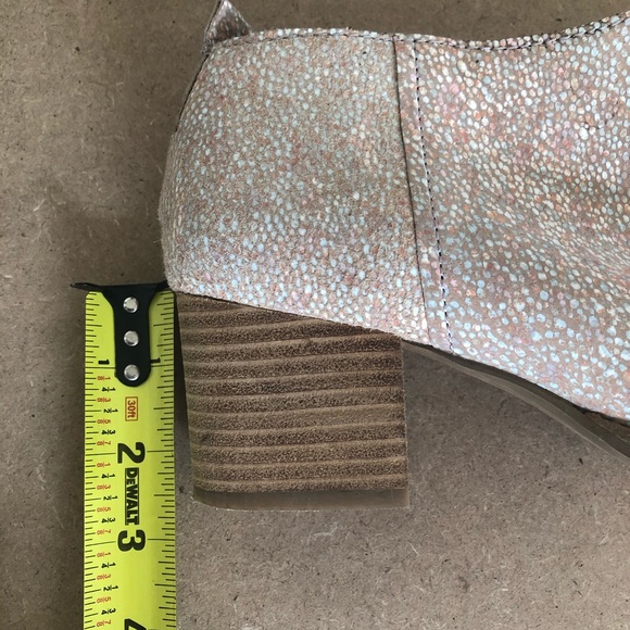 Urban Outfitters Cooperative Ariel Ankle Boots - Picture 7 of 7